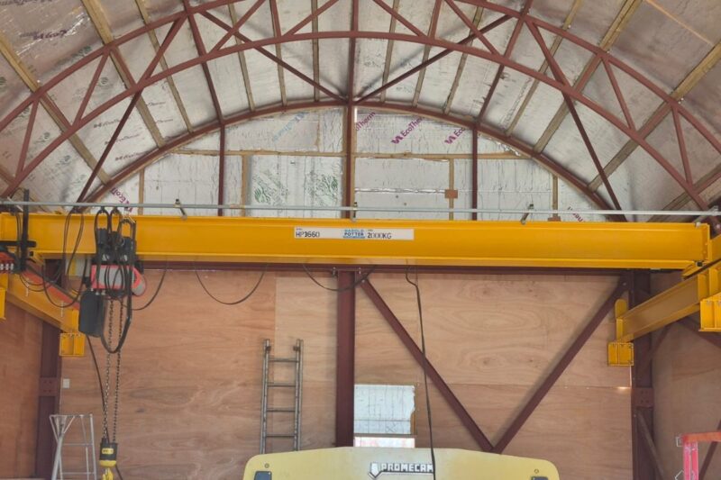 2 tonne overhead travelling crane